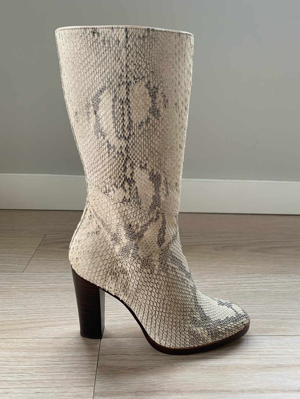 Chloe Cream Python Snakeskin Mid-Calf Boots NWT Size 40 IT